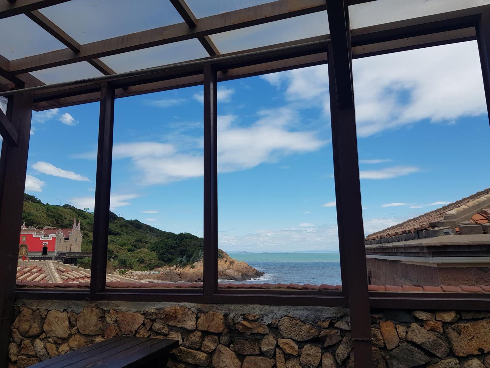 Eternal Seaside House 호텔 난간 외부 사진