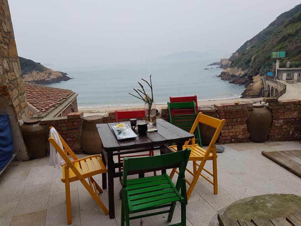 Eternal Seaside House 호텔 난간 외부 사진
